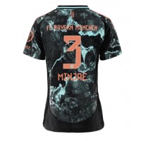 Camisa de Futebol Bayern Munich Kim Min-jae #3 Equipamento Secundário Mulheres 2024-25 Manga Curta